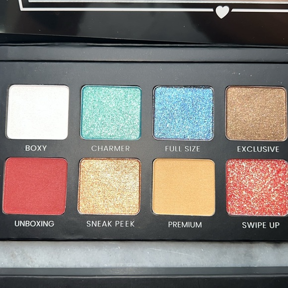 Boxy Charm Hello Charmer Eyeshadow palette - Picture 3 of 4